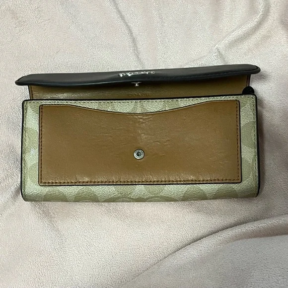 Coach Black, Tan, and Cream Women's Vintage Wallet - Picture 3 of 6